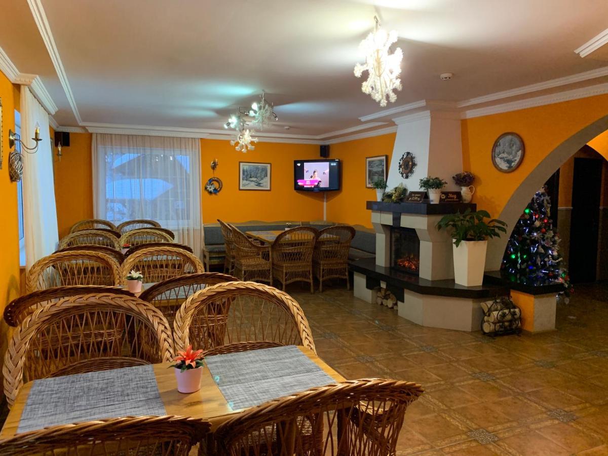 Любе Hotel Yablunytsya Exterior photo