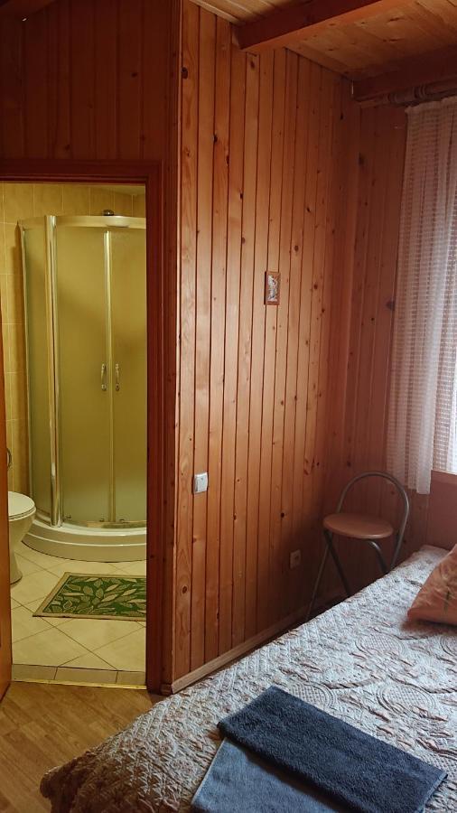 Любе Hotel Yablunytsya Exterior photo